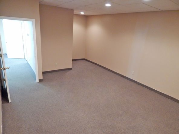 Suite C, Side Center